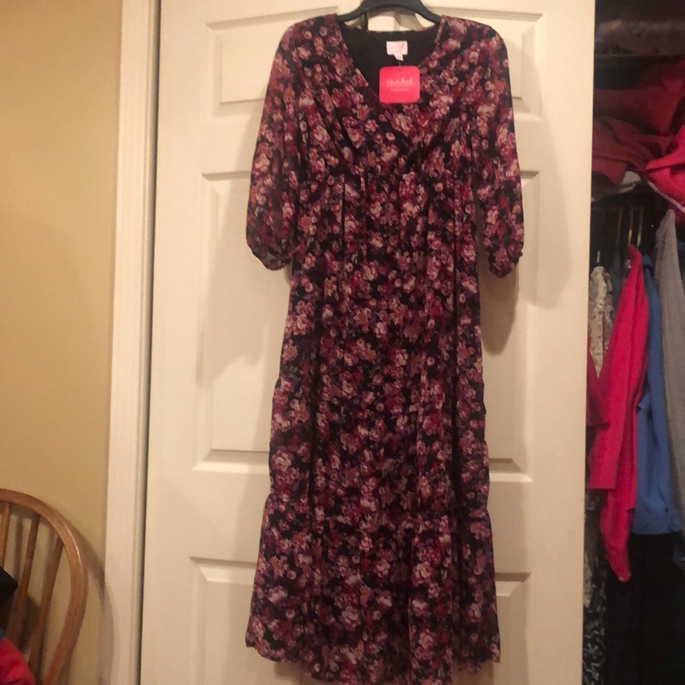 Isabel -Small - Floral -V Neck MaternityDress - Skirt has two Tiers